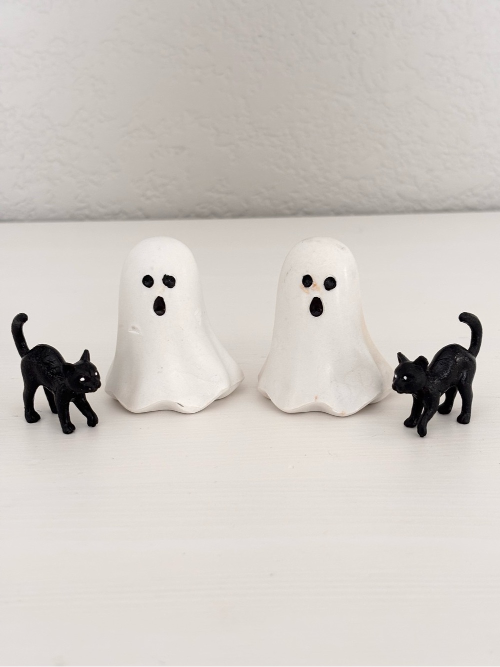 TARGET Mini Ghosts & Black Cats Figurines (4)